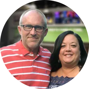 Barry and Stacy Bratcher standing inside a Beef ‘O’ Brady’s restaurant